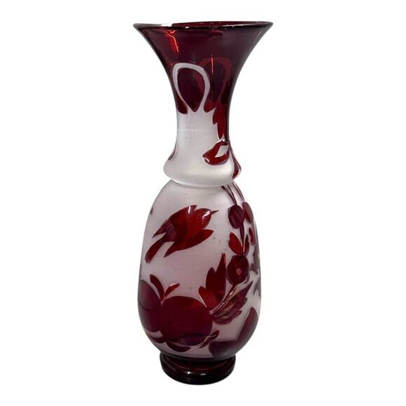 Vintage Bohemian Bird Floral Flowers Ruby Red & White Etched Glass Vase Design - Picture 1 of 6
